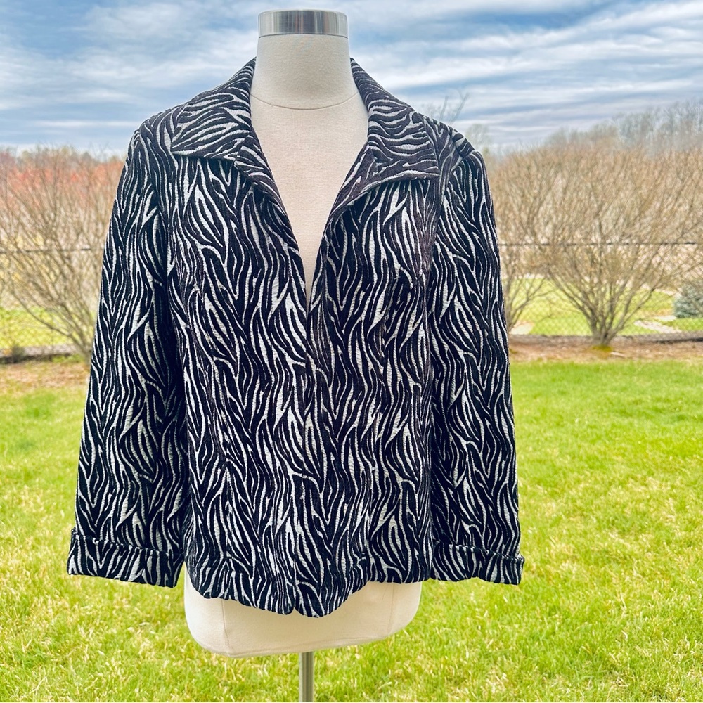 Chico’s Black & Silver Abstract Zebra Print Blazer